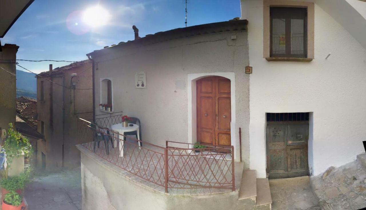 La Via Di Fuga Apartment Pietrapertosa Exterior foto